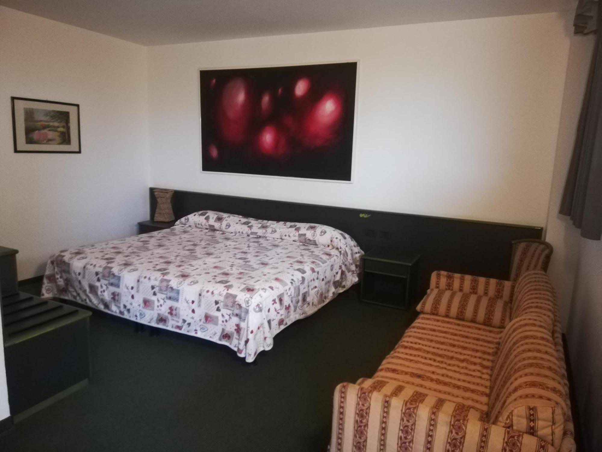 Green Hotel Poviglio  Ngoại thất bức ảnh