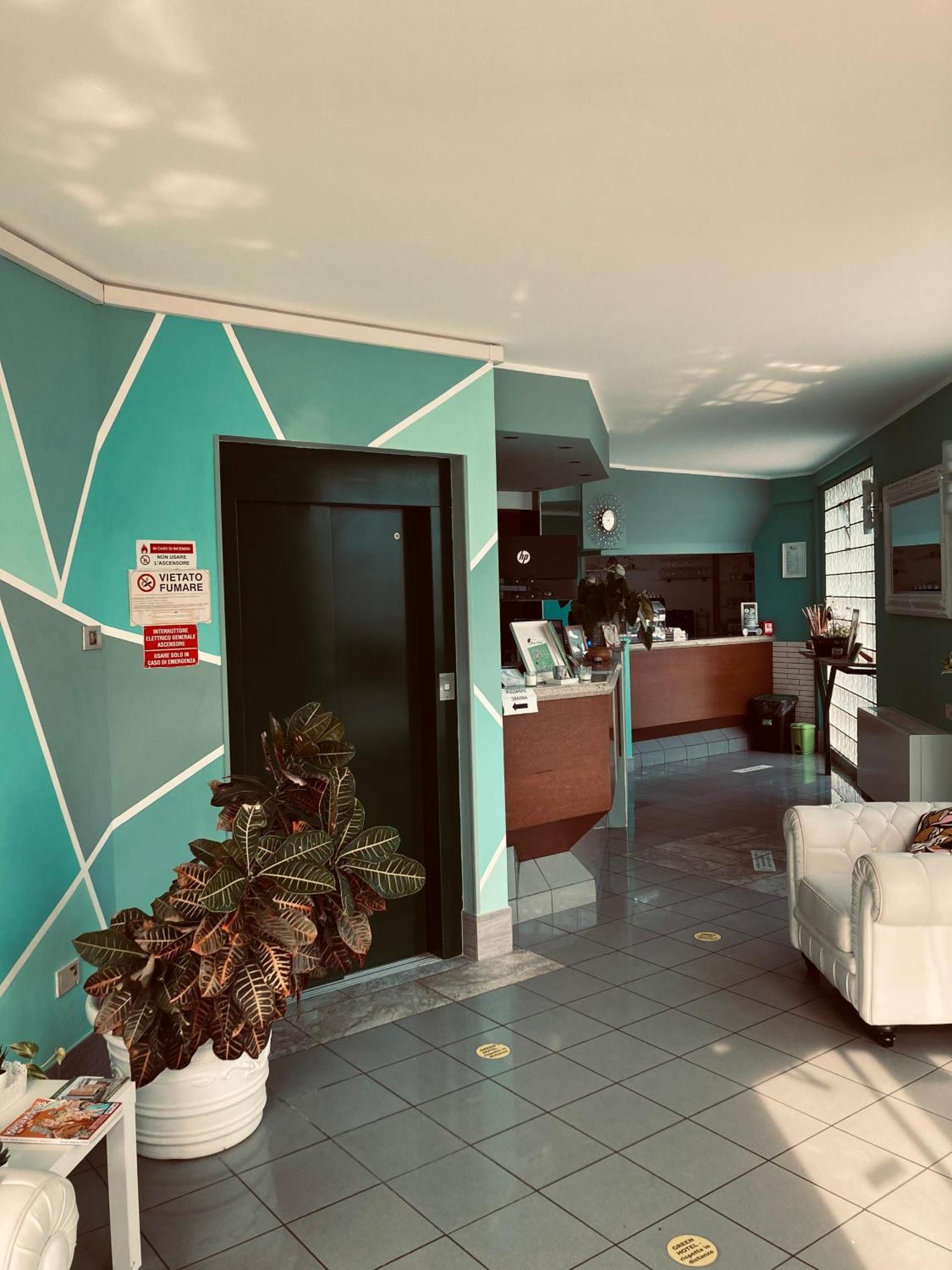Green Hotel Poviglio  Ngoại thất bức ảnh