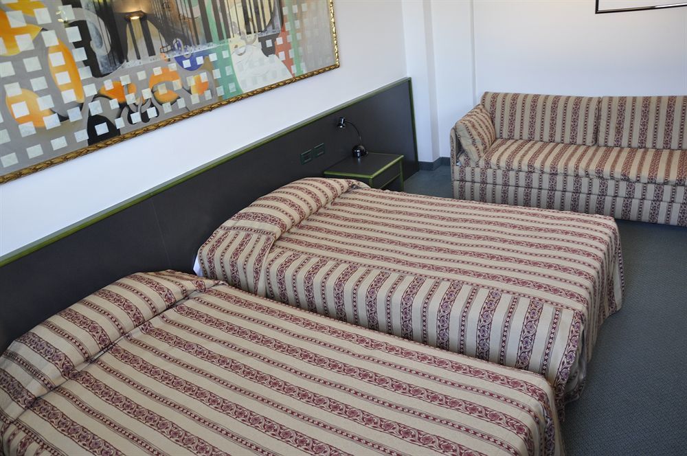 Green Hotel Poviglio  Ngoại thất bức ảnh