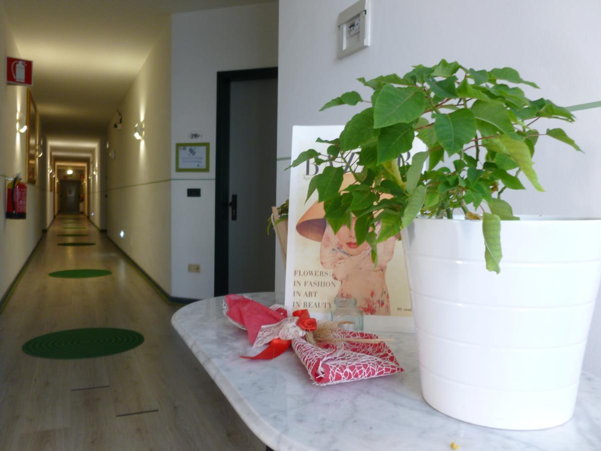 Green Hotel Poviglio  Ngoại thất bức ảnh